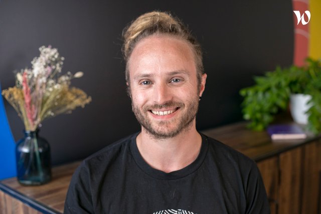 Meet Romain, Front-UI Engineer - D-EDGE Hospitality Solutions