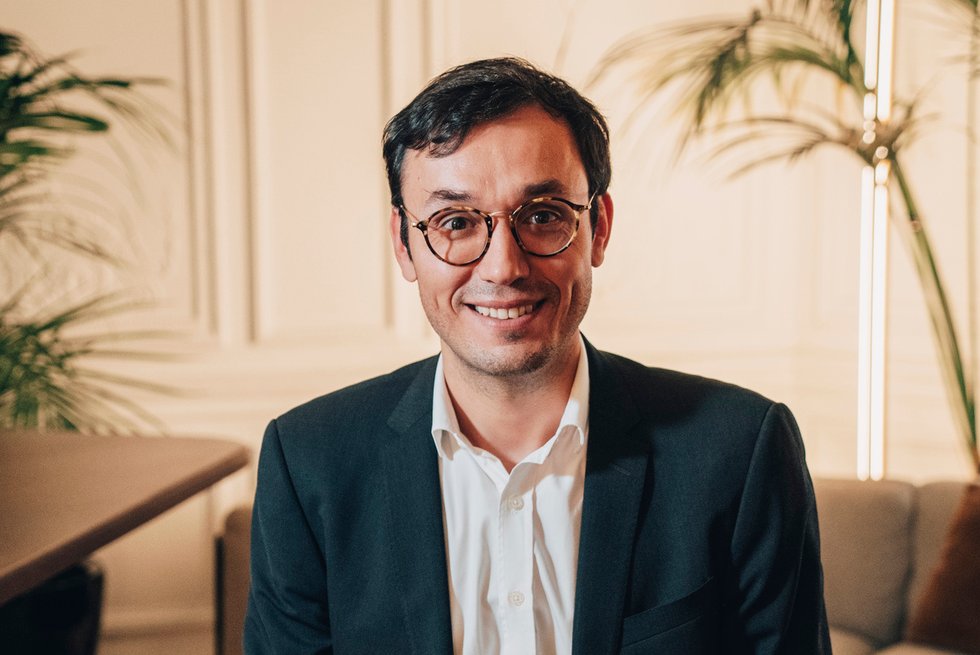 Meet Chadi, Associate - Cambon Partners