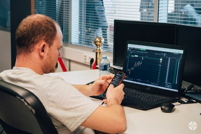 XEILOS TRADING
