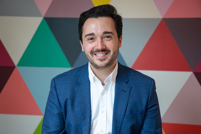 Rencontrez Maxence, Consultant en recrutement - Upward