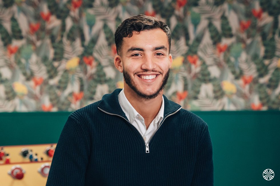 Rencontrez Sandry, Commercial média - HOSPIMEDIA Groupe