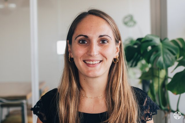 Rencontrez Lorraine, responsable du développement - Flowbow