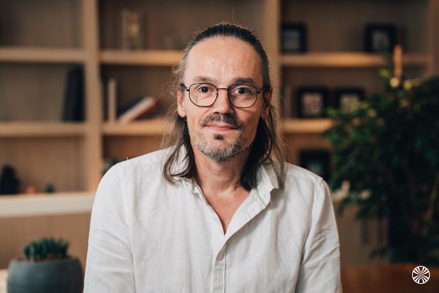 Rencontrez Cyril, Directeur des infrastructures et de la production - AÉSIO mutuelle