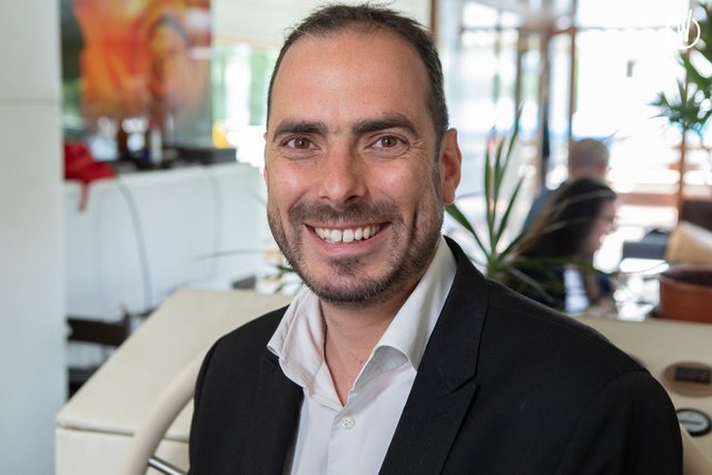 Rencontrez Adrien, Directeur commercial - DialOnce