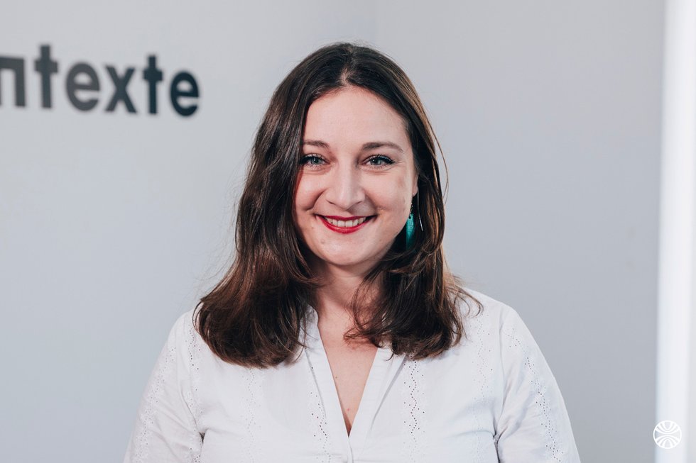 Meet Meet Anca,, , Managing Editor Power - Contexte
