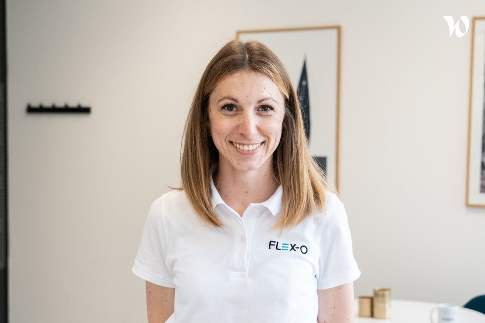 Rencontrez Manon, Team Leader Front Office Manager - FLEX-O