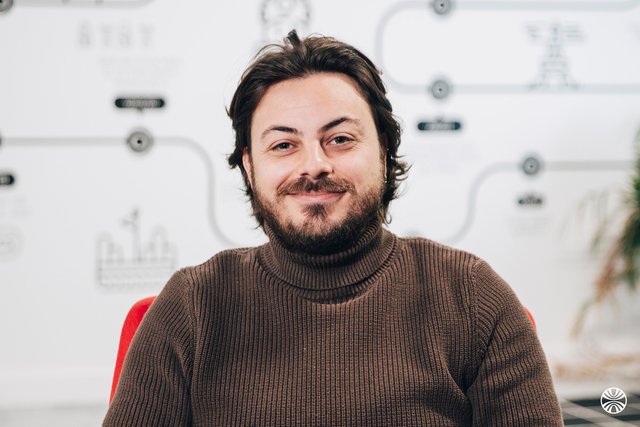 Rencontrez Valentin, Chargé des admissions - Quest Education Group