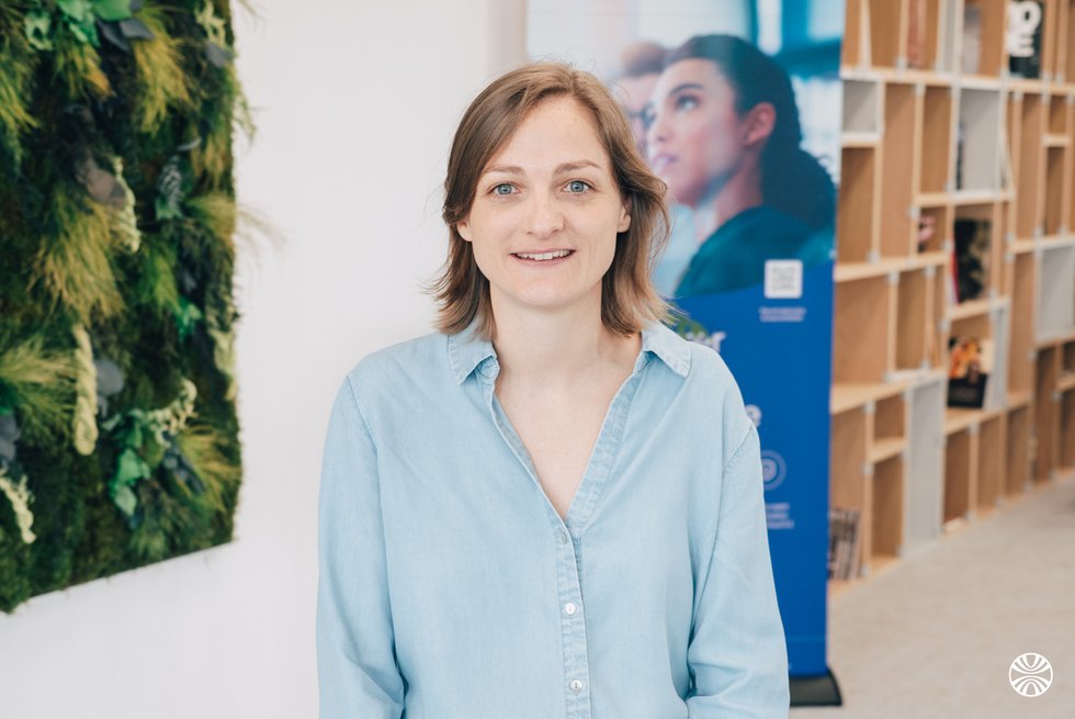 Rencontrez Jennifer, Directrice Marketing Produit & Client - Bleu