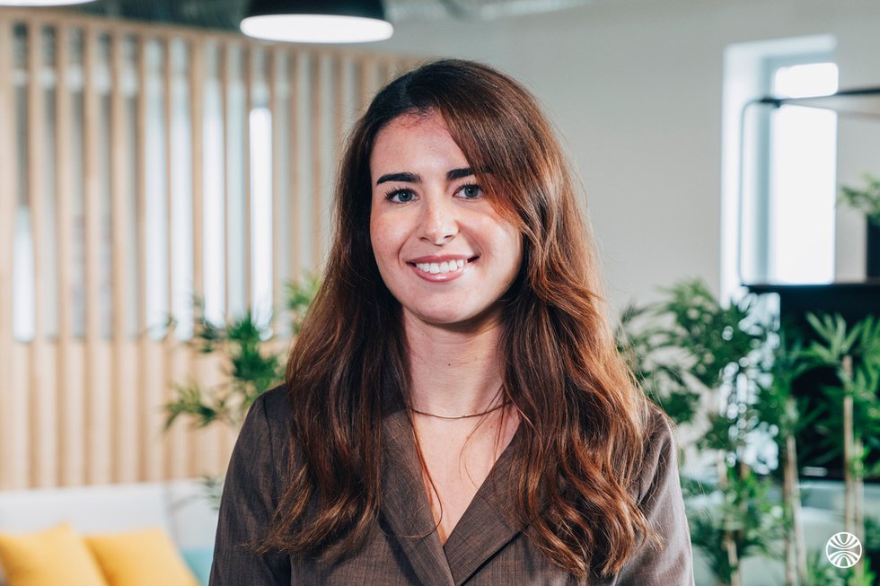 Rencontrez Ibtissem, Cheffe de Produit International - LFB