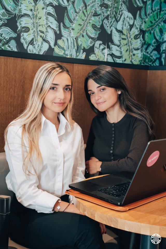 AI SISTERS