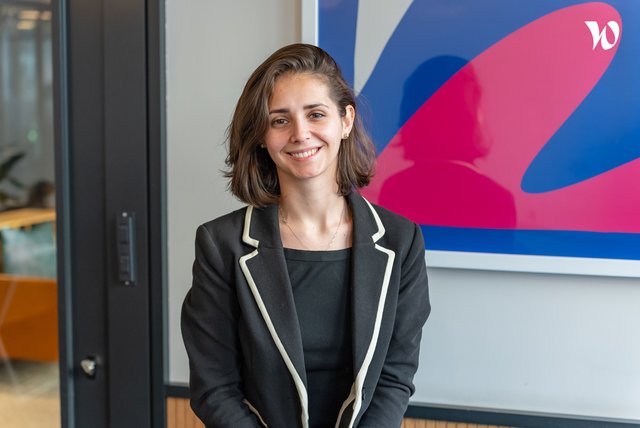 Rencontrez Julia,  Business Developer IT - ESENS