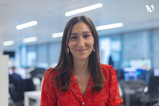 Rencontrez Aurélia, journaliste réseaux sociaux francophones - France Médias Monde