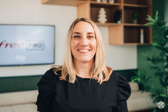 Rencontrez Blandine, DRH - Free Pro