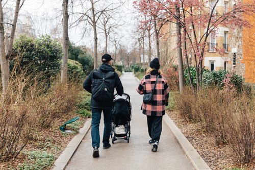 El permiso de paternidad se iguala al de maternidad: lo que te interesa saber