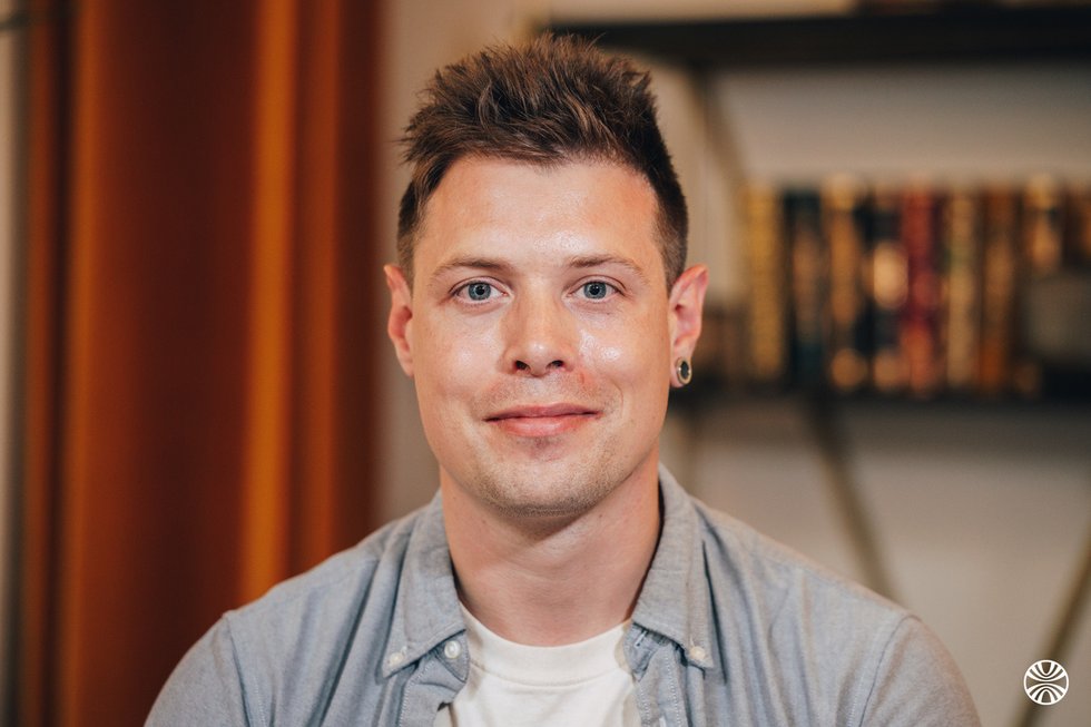 Rencontrez Hugo, Planneur Stratégique Senior - June Marketing