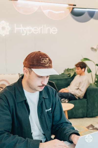 Hyperline