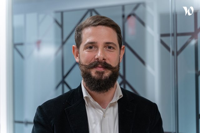 Rencontrez Stéphane, Directeur de Projets - Pôle Financement de Projets - Mott MacDonald France
