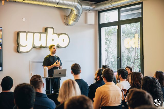 Yubo