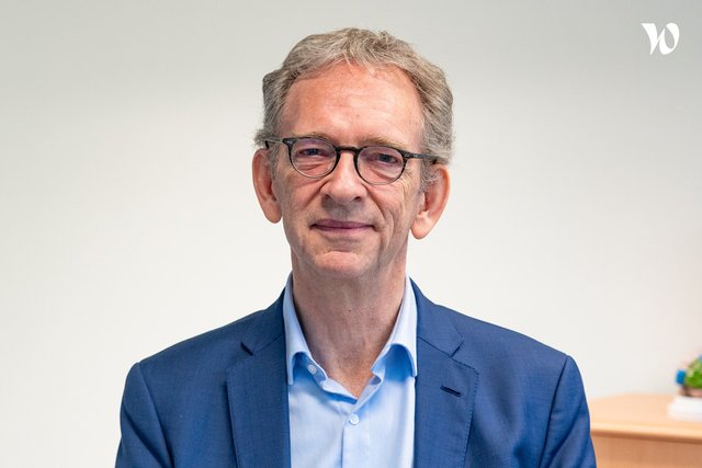 Meet Alexis, Directeur de l'Institut de 2012 à 2024 - Institut Du Cerveau