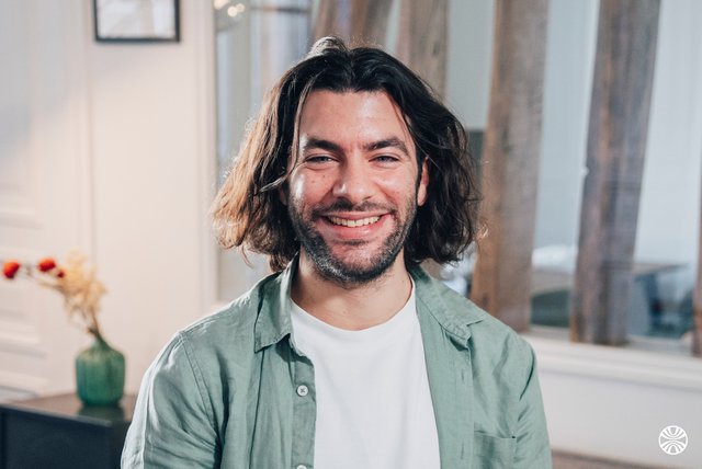 Rencontrez Ramy, Sales Account Executive - Finovox