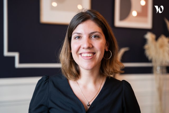 Rencontrez Léa, Experience Manager - Comet Meetings
