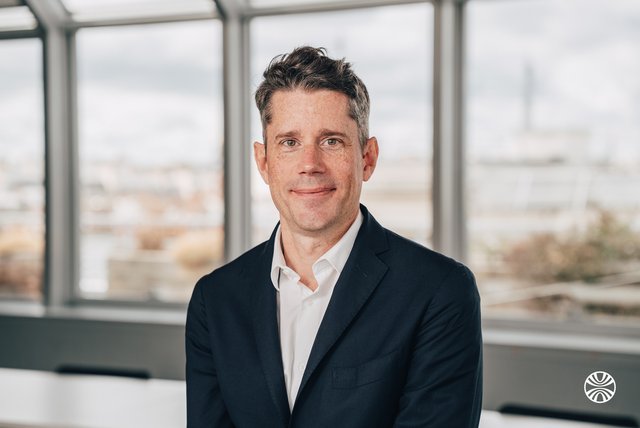 Rencontrez Xavier, Directeur des magazines et des opérations spéciales - TV5MONDE