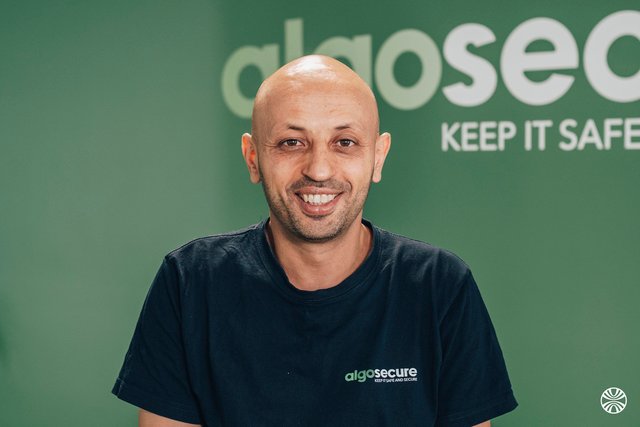 Rencontrez Hicham, Dirigeant fondateur - Algosecure