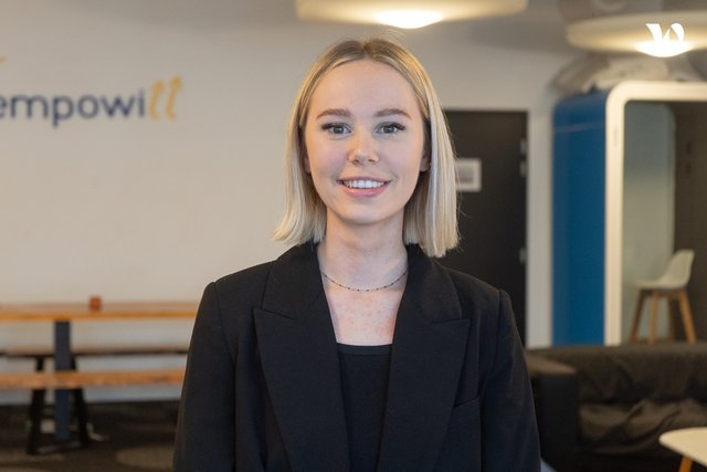 Rencontrez Estelle, Chargée de projets marketing en alternance  - Empowill