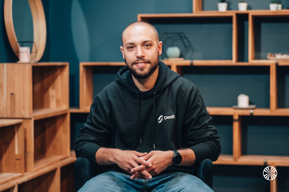 Rencontrez Axel, Co-Fondateur et Sales - Dealt