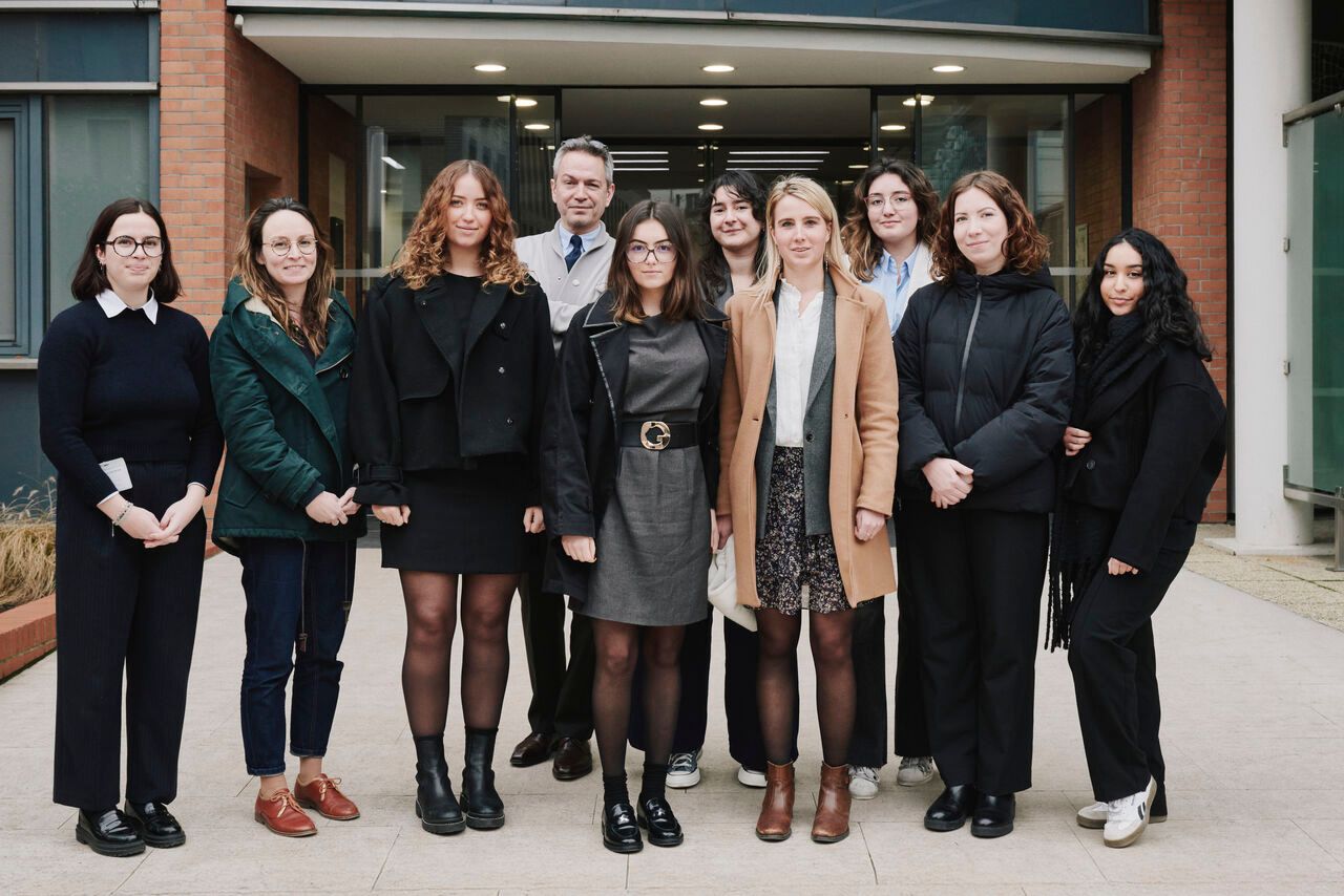 Hermès et l’Université Paris Dauphine - PSL s’associent, avec les étudiants du master Business Transformation, pour valoriser les métiers de l’artisanat. 