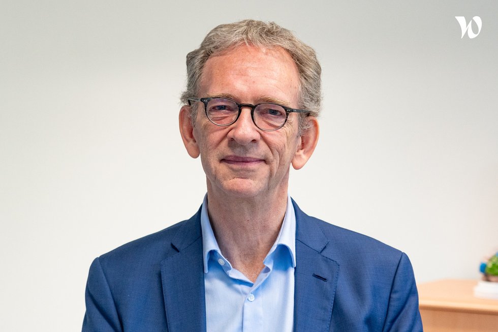 Meet Alexis, Directeur de l'Institut de 2012 à 2024 - Institut Du Cerveau