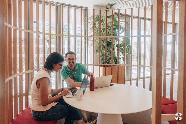 emlyon business school