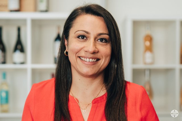 Rencontrez Elodie, Responsable Vins - AdVini