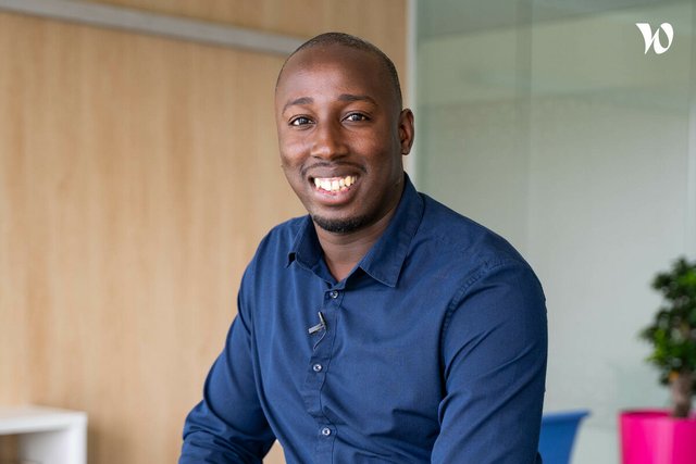 Rencontrez Ibrahim, Gestionnaire SAV - CASDEN Banque Populaire