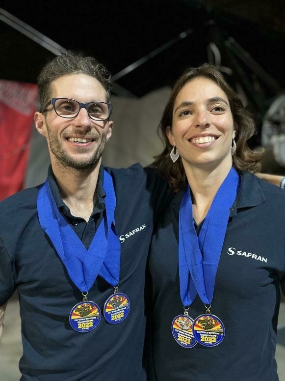 Champions du monde de parachutisme - Safran Electronics & Defense
