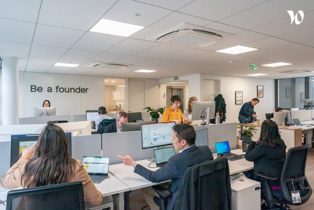 L - Founders of loyalty France