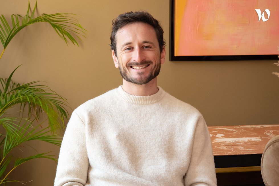 Rencontrez Romain, Responsable des Opérations - AXDEV - Groupe Axtom