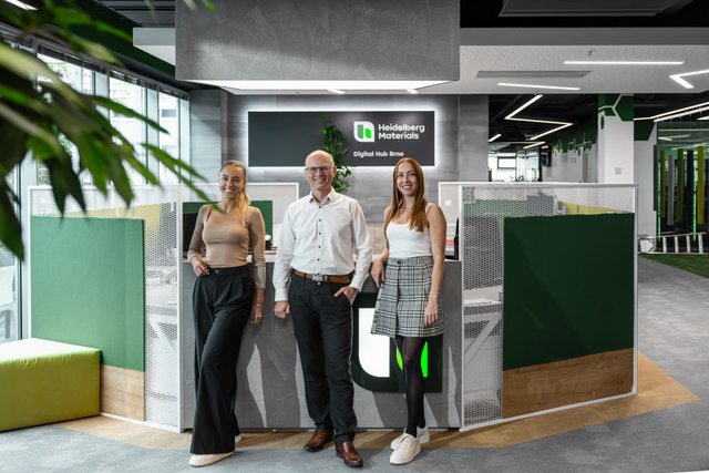 Office & Operations Teams - Heidelberg Materials Digital Hub Brno
