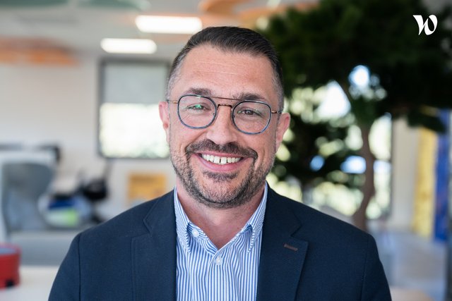 Rencontrez Julien, Responsable du Développement Commercial - Groupe Solly Azar