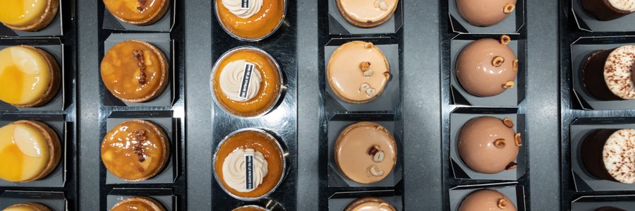 Des Gâteaux Et Du Pain