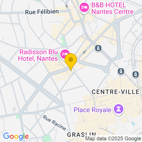 Place Aristide Briand, 44000, Nantes