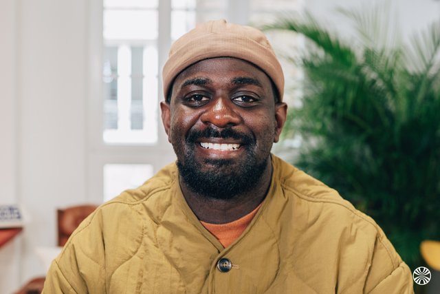 Rencontrez Ndala, Conseiller Commercial - La Navette
