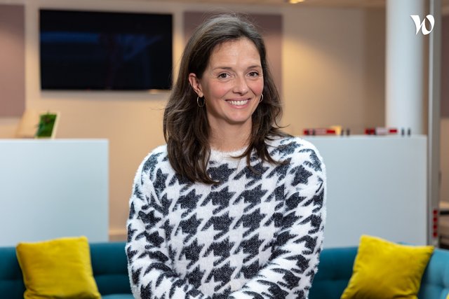 Rencontrez Hélène, Directrice de Groupe Agences indépendantes - France Télévisions Publicité