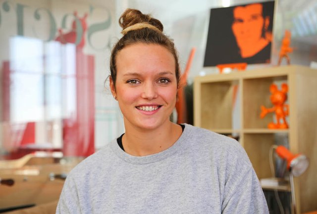 Rencontrez Julie, Responsable Stratégie Digitale  - Zcomme