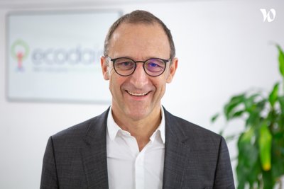 Rencontrez Etienne, Directeur Général