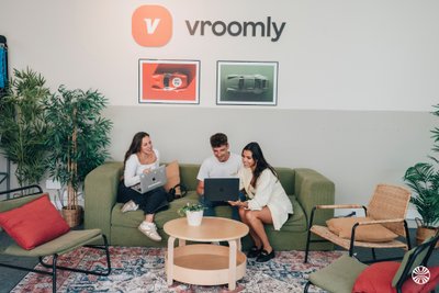 Vroomly