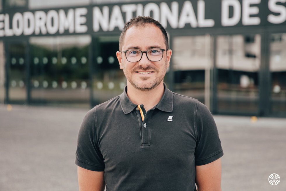 Rencontrez Jonathan, Responsable de la cellule administrative DERS - Responsable des épreuves BMX racing - Fédération Française de Cyclisme