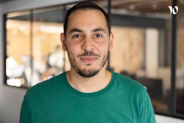 Rencontrez Jonathan, CTO - Intermèdes, le voyage culturel