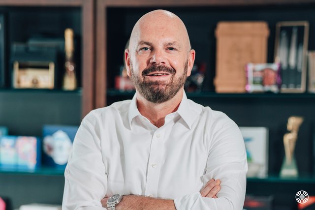 Rencontrez Frédéric, Fondateur - FHCOM