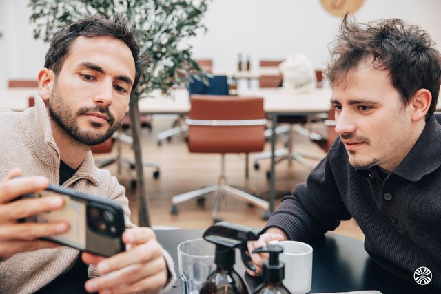 YOUSIGN (soon-to-be YOUTRUST)